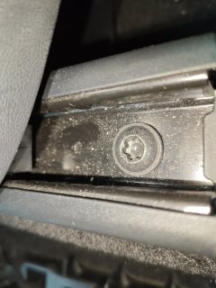 Passenger Seat Rail & Frame
