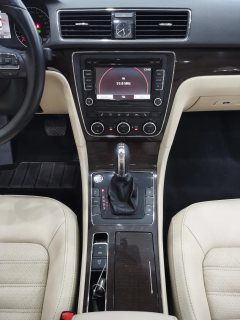 2016 Volkswagen Passat 2015 1.8TSI AT DSGYu ZunEdition #13