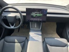 2025 Tesla Model Y L 2025 Long Range AWD Edition #8