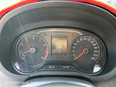 2017 Volkswagen Polo Hatchback 2016 1.4 MT Fashion #9