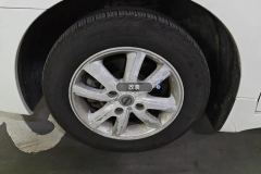 Right Front Wheel Hub