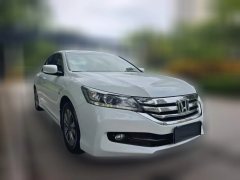 2016 Honda Accord 2015 2.0 AT EliteLXS #2