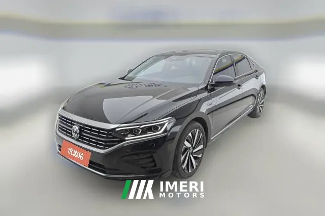 2023 Volkswagen Passat 2023 Facelift 2.0T AT 330TSI Luxury