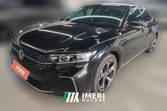 2023 Volkswagen Passat 2023 Facelift 2.0T AT 330TSI starry skyLuxury