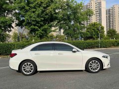 2020 Mercedes-Benz A-Class 2020 1.3TAT A200LSportsedan chairFashion Facelift #20
