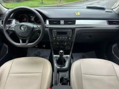 2021 Volkswagen Bora Sedan 2019 1.5 MT legendFashion China VI #8