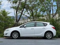 2014 Buick Excelle GT Hatchback 2014 1.6 AT XTComfort #9