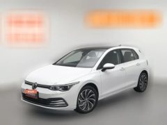 2021 Volkswagen Golf 2021 1.2T AT 200TSI Pro #1