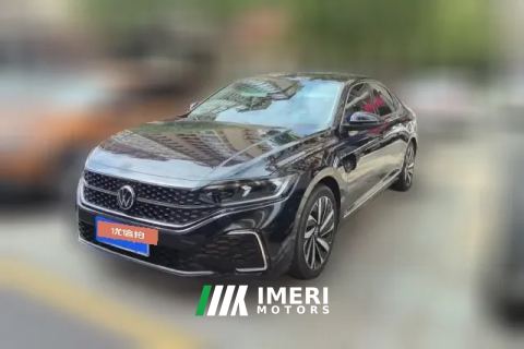 2022 Volkswagen Passat 2022 2.0T AT 330TSI starry skyElite