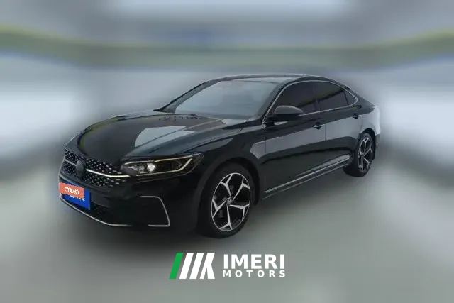 2023 Volkswagen Passat 2023 Facelift 2.0T AT 330TSI starry skyLuxury