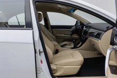 2017 Geely Auto Emgrand Sedan 2017 1.5L MT Million Edition Luxury #22