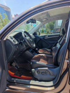 2016 Volkswagen Tiguan 2015 2.0T AT Luxury 4WD #7