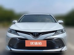 2018 Toyota Camry 2018 2.0 AT GLuxury #2