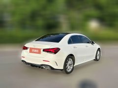 2020 Mercedes-Benz A-Class 2020 1.3TAT A200LSportsedan chairFashion Facelift #4