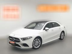 2020 Mercedes-Benz A-Class 2020 1.3T AT A200LSportsedan chair #1