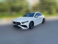 2024 Mercedes-Benz A-Class 2023 1.3T AT A 200 L Fashion #1