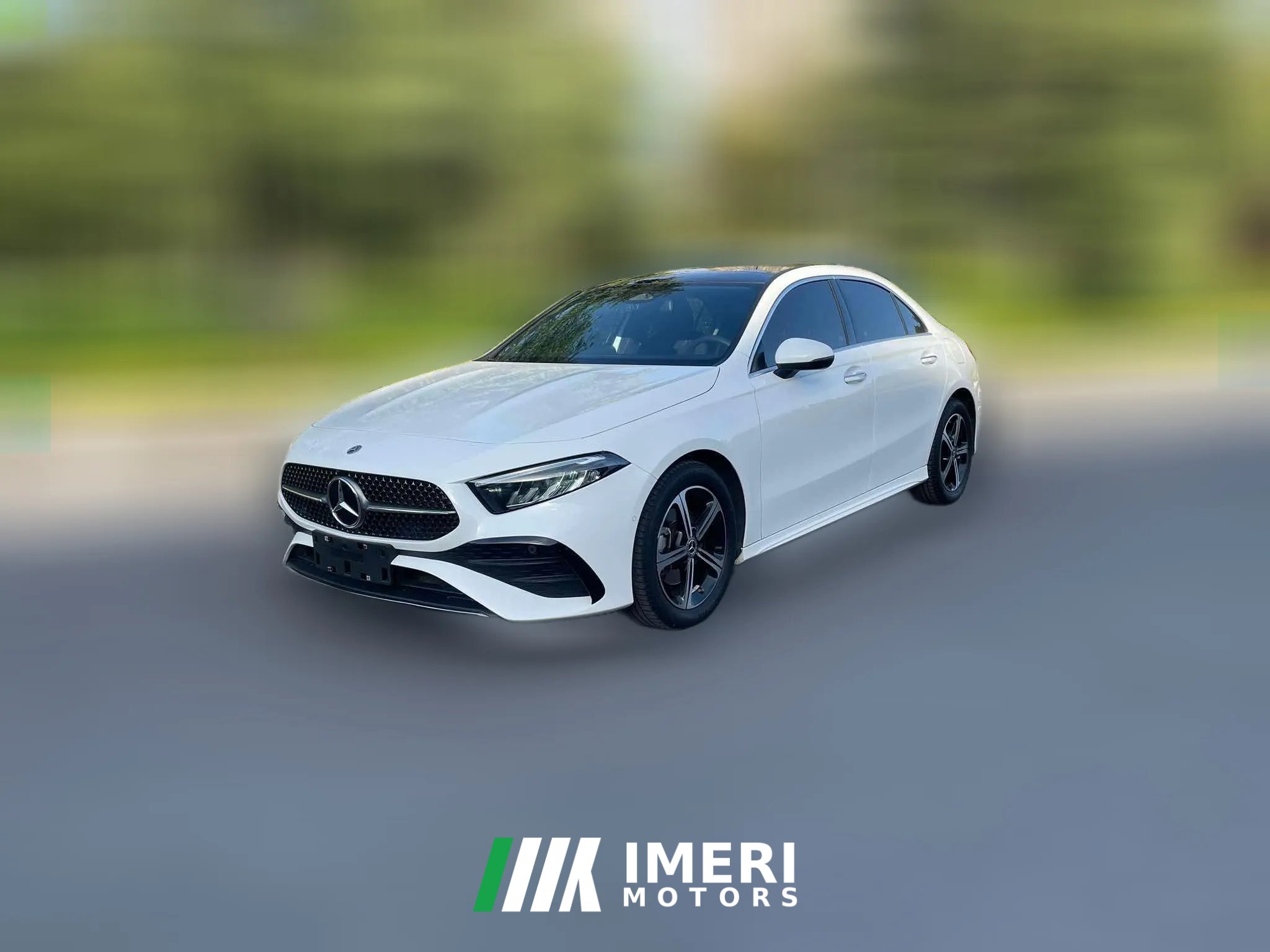 2024 Mercedes-Benz A-Class 2023 1.3T AT A 200 L Fashion