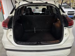 2023 Nissan Kicks 2022 1.5L AT XV Luxury #13
