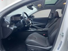 2021 Hyundai Elantra Sedan 2022 1.5L CVTAT LUXPremium #4