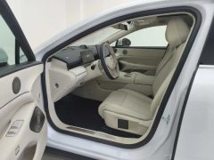 2025 Voyah Zhuiguan L 2026 AWD Ultra #2