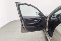 2017 BMW 3 Series 2017 2.0T AT 320LiFashion #11