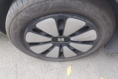 Right Front Wheel Hub