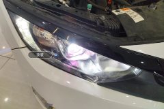 Right Front Headlight Assembly