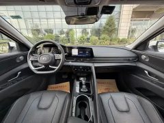 2022 Hyundai Elantra Sedan 2022 1.5L CVTAT LUXPremium #7
