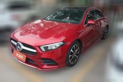 2019 Mercedes-Benz A-Class 2019 1.3T AT A200LSportsedan chair #1