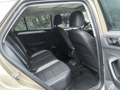 2019 Volkswagen T-Roc 2019 1.4T AT 230TSIEntryFWD China VI #9