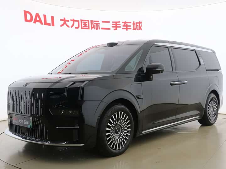 Zeekr 009 2024 6-Seater Executive AWD 108kWh