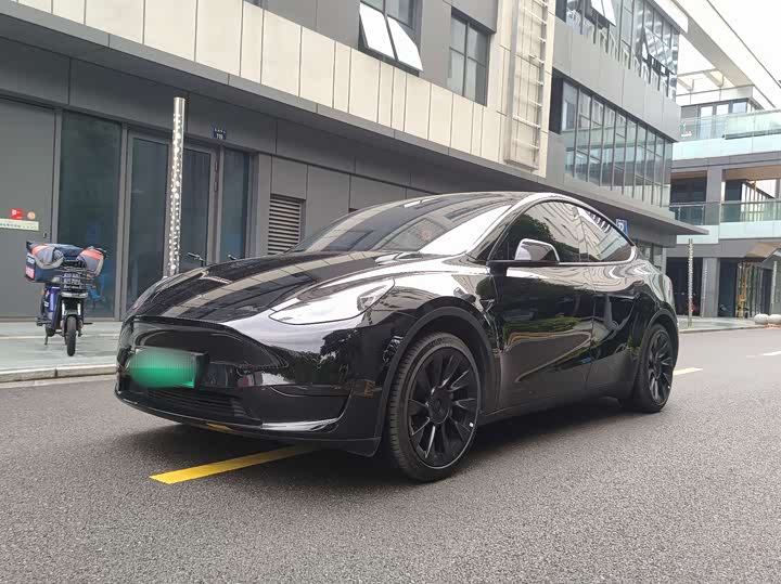 Model Y 2023 rear-wheel drive version