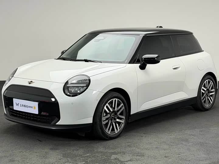 Electric MINI COOPER 2025 facelift 466km COOPER E classic
