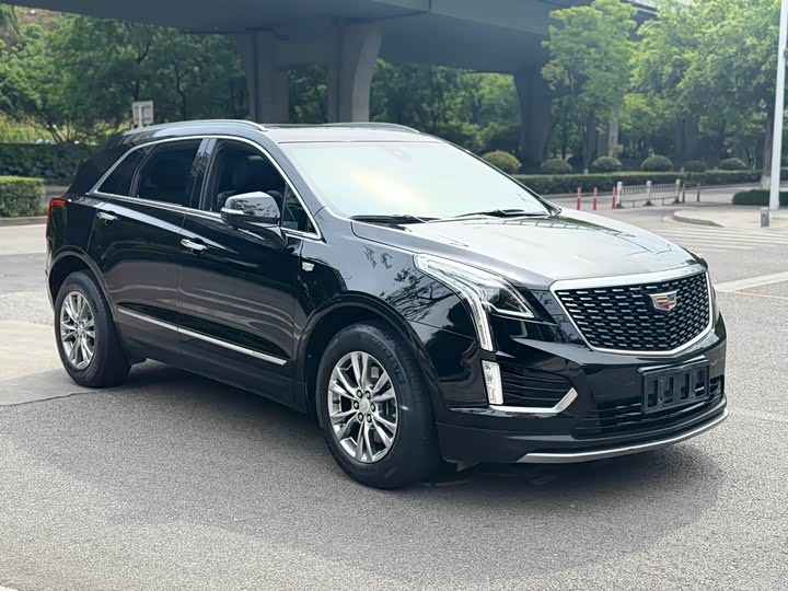 Cadillac XT5 2021 28T luxury model