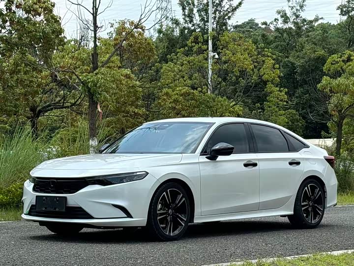 Stylish 2022 model 240TURBO CVT Fantasy Night·Luxury Edition
