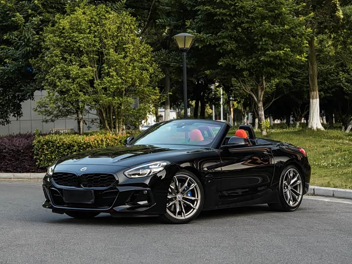 BMW Z4 2022 facelift M40i M sports performance version