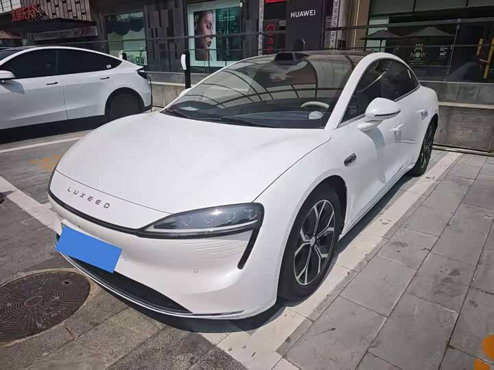 Zhijie S7 2025 model 855km Max