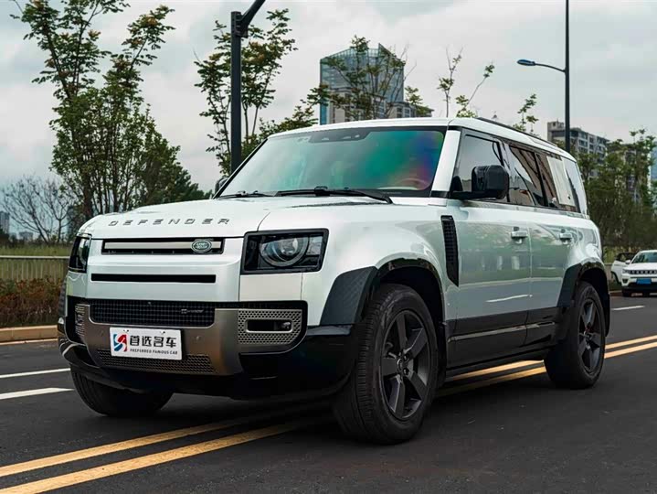 Land Rover Defender 2022 110 P400 X-Dynamic HSE