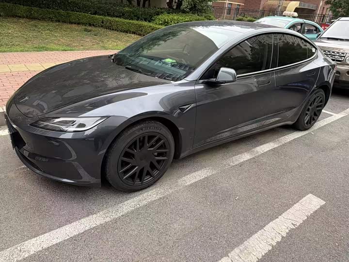 Model 3 2023 rear-wheel drive version