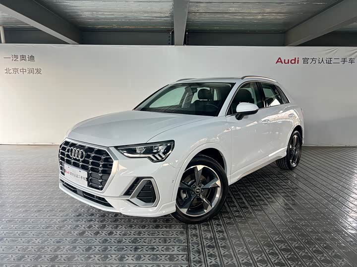 Audi Q3 2023 35 TFSI Fashion Dynamic (1.5T)