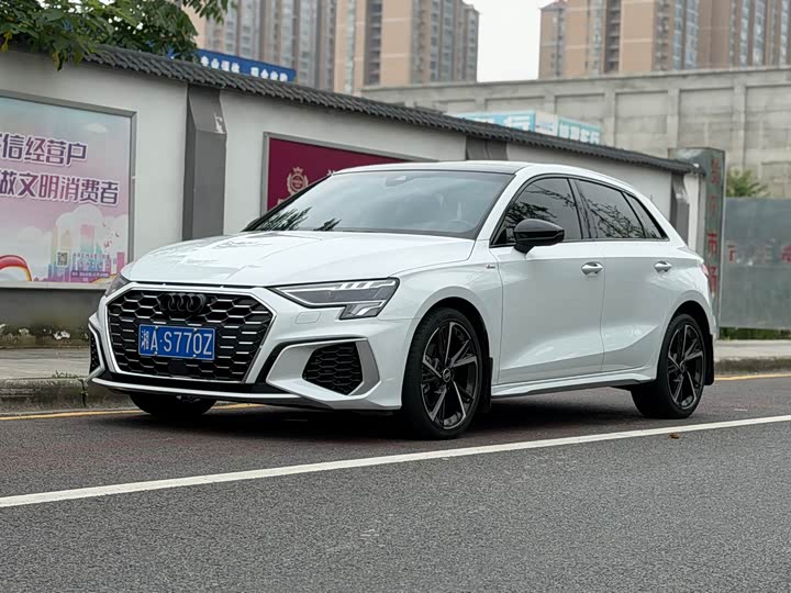 Audi A3 2022 Sportback 35 TFSI stylish and sporty