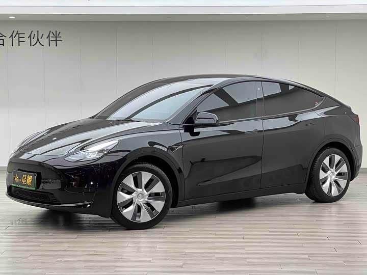 Model Y 2022 Refresh RWD