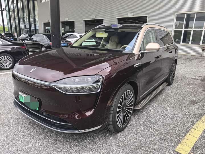 Wenjie M9 2025 extended range Ultra version 52kWh 6-seater version (192-line lidar)