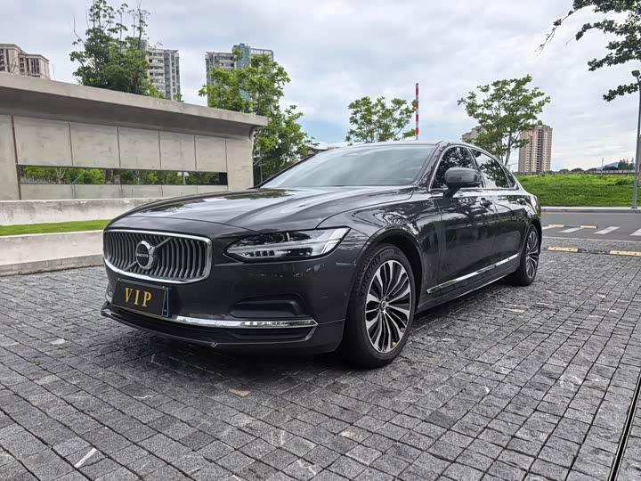 Volvo S90 2023 B5 Zhiyi Luxury Edition