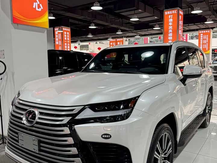 Lexus LX 2024 600
