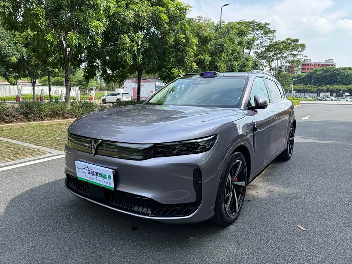 Lantu FREE 2025 FREE four-wheel drive Qiankun version