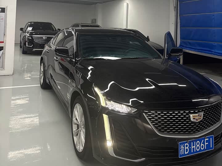 Cadillac CT5 2022 model 28T luxury model