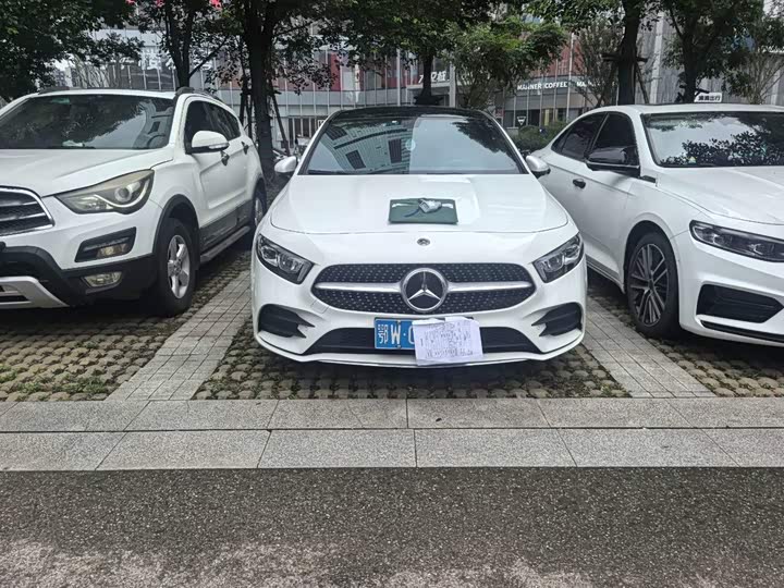 Mercedes-Benz A-Class 2022 Facelift Three A 200 L Sports Sedan Fashionable