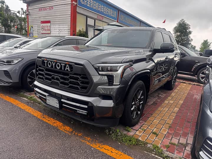 Sequoia 2023 3.5T Platinum