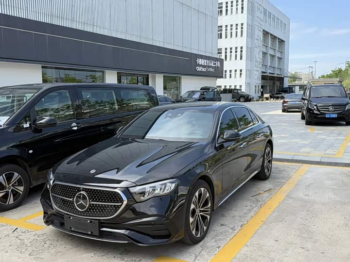 Mercedes-Benz E-Class 2024 E 300 L Fashionable and Sporty